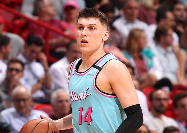 动员及游客 动员及游客