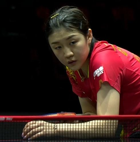 赛事上的屡 赛事上的屡