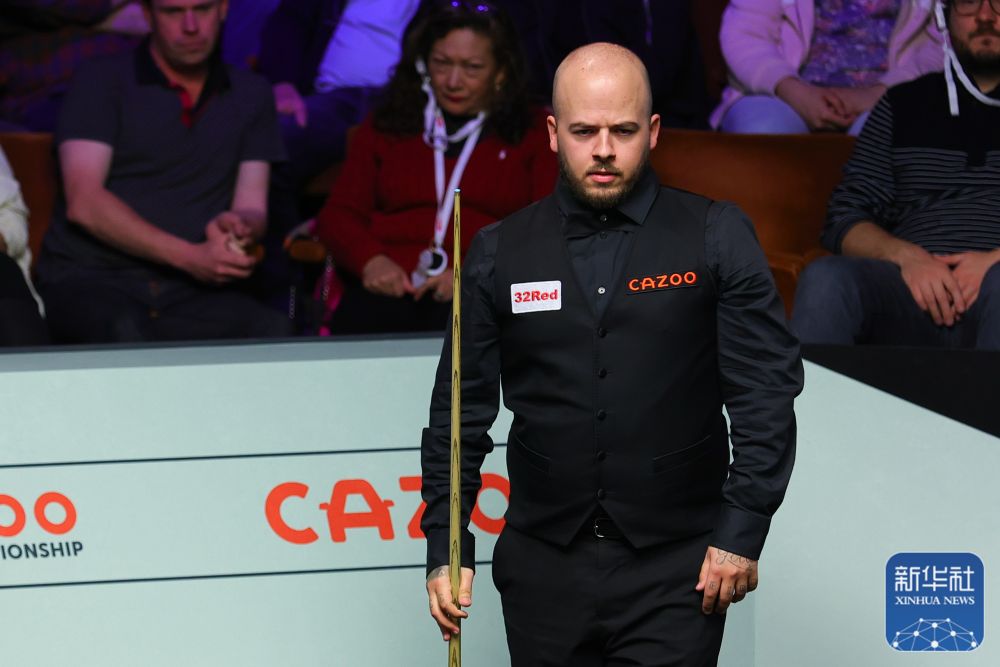 他会用简短 他会用简短